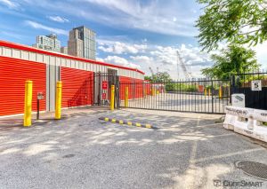 CubeSmart Self Storage - Bronx - 200 E 135th St
