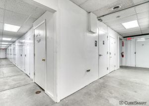 CubeSmart Self Storage - Rockford - 6210 Forest Hills Road