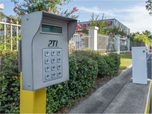 Extra Space Storage - 1749 - Mt Pleasant - Bowman Rd