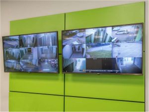 Extra Space Storage - 8349 - Central Valley - Bond St