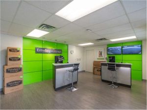 Extra Space Storage - 1709 - Chicago - 95th St