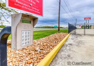 CubeSmart Self Storage - College Station - 17535 Highway 6