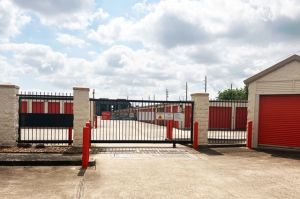 Public Storage - Houston - 7901 Highway 6 S