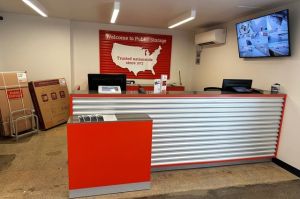 Public Storage - Cleveland - 2250 W 117th Street