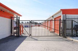 Public Storage - Hanover Park - 1000 E Lake Street