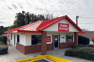 Public Storage - Charlotte - 4730 N Tryon St