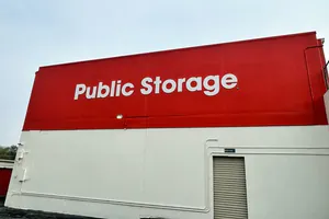 Public Storage - St Louis - 3192 S Brentwood Blvd