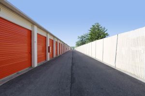 Public Storage - Geneva - 1040 E State Street