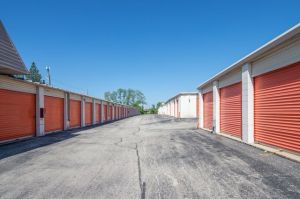 Public Storage - Lombard - 412 W North Ave