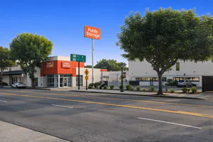 Public Storage - Sherman Oaks - 4610 Van Nuys Blvd