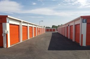 Public Storage - Sacramento - 1940 Howe Ave