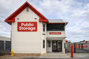 Public Storage - Tucker - 3400 Lawrenceville Hwy