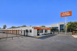 Public Storage - Whittier - 12320 E Whittier Blvd