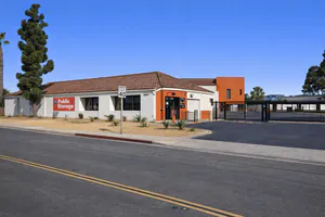 Public Storage - Ventura - 6435 Ventura Blvd