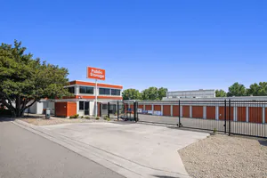 Public Storage - San Diego - 5175 Pacific Hwy