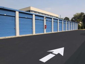 Extra Space Storage - 0639 - Englewood - Grand Ave