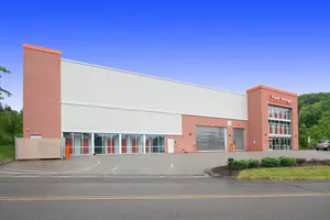 Public Storage - Pittsburgh - 7204 Old McKnight Rd