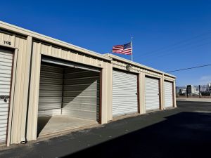 Cardinal State Storage - Raeford