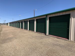 Ideal Self Storage - Hewitt