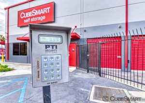 CubeSmart Self Storage - CA Anaheim S Anaheim Way