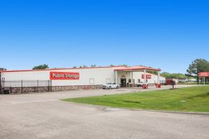 Public Storage - Beaumont - 9040 TX-105