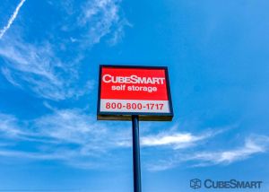 CubeSmart Self Storage - MO Arnold Robinson Road