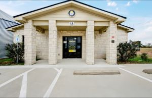 Storage King USA - 159 - Manor TX. - US Hwy 290