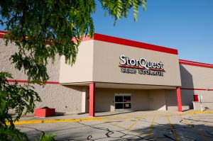 StorQuest - Madison Shopko