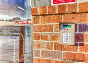 CubeSmart Self Storage - 9961 Sullivan Road