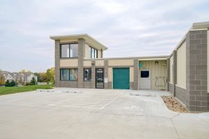 Lockbox Storage - Elkhorn