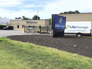 Life Storage - 3115 - Norfolk - Naval Base Road