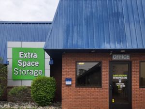 Extra Space Storage - 3422 - Glenolden - Chester Pike