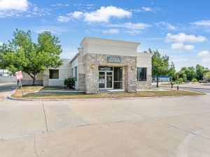 Extra Space Storage - 3656 - Round Rock - 2150 Double Creek Dr