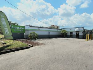 Extra Space Storage - 3053 - Tampa - Columbus Dr