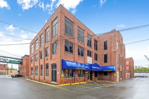 Extra Space Storage - 3824 - Peabody - Foster St