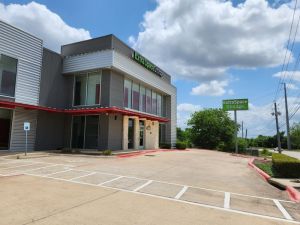 Extra Space Storage - 3831 - Pflugerville - Howard Ln