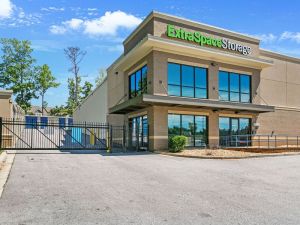 Extra Space Storage - 4023 - Lithonia - Covington Hwy