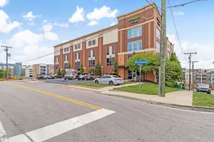 Extra Space Storage - 4144 - Nashville - Inverness Ave