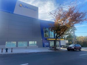 Extra Space Storage - 4220 - Bronx - Nereid Ave
