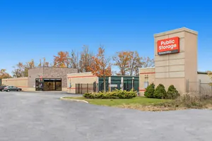 Public Storage - Valparaiso - 900 Locust St