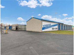 Extra Space Storage - 2131 - Seymour - Montgomery Dr