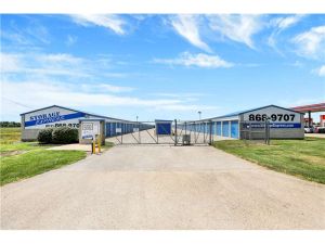 Extra Space Storage - 2174 - Effingham - 1000th St