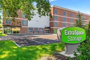 Extra Space Storage - 7540 - Roslyn Heights - Jane St