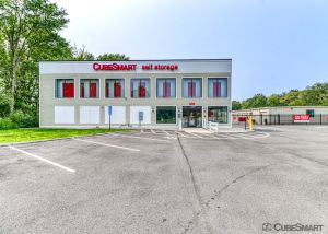 CubeSmart Self Storage CT Middletown Newfield St