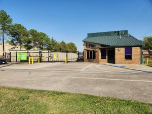 Extra Space Storage - 3480 - Houston - 8902 Jones Rd