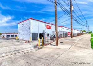 CubeSmart Self Storage TX Dallas Samuell Blvd