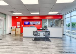CubeSmart Self Storage - Grand Avenue