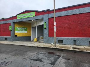 Extra Space Storage - 6479 - Dorchester - Woodrow Ave