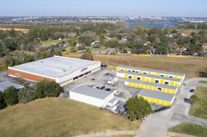Devon Self Storage - 9211 - LEAGUE CITY