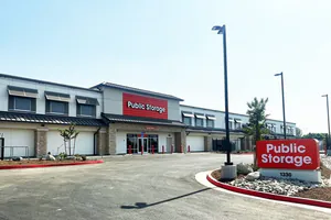 Public Storage - Covina - 1330 Cypress St
